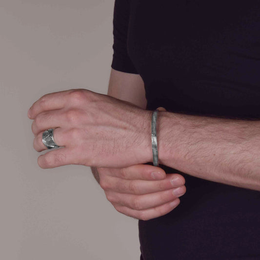 Bracciale Artefact - Dark Essential