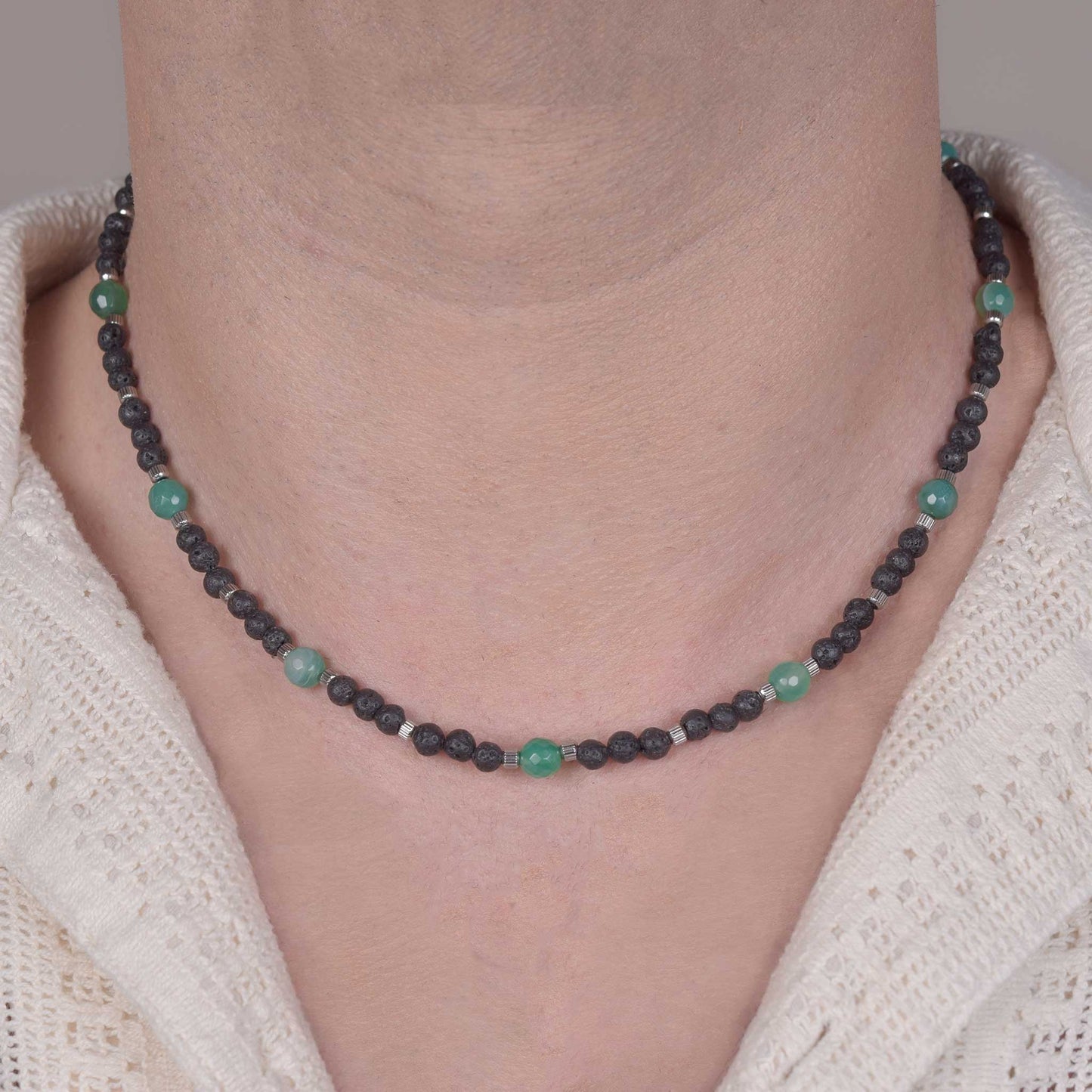 Collana in Pietra Lavica e Agata Verde