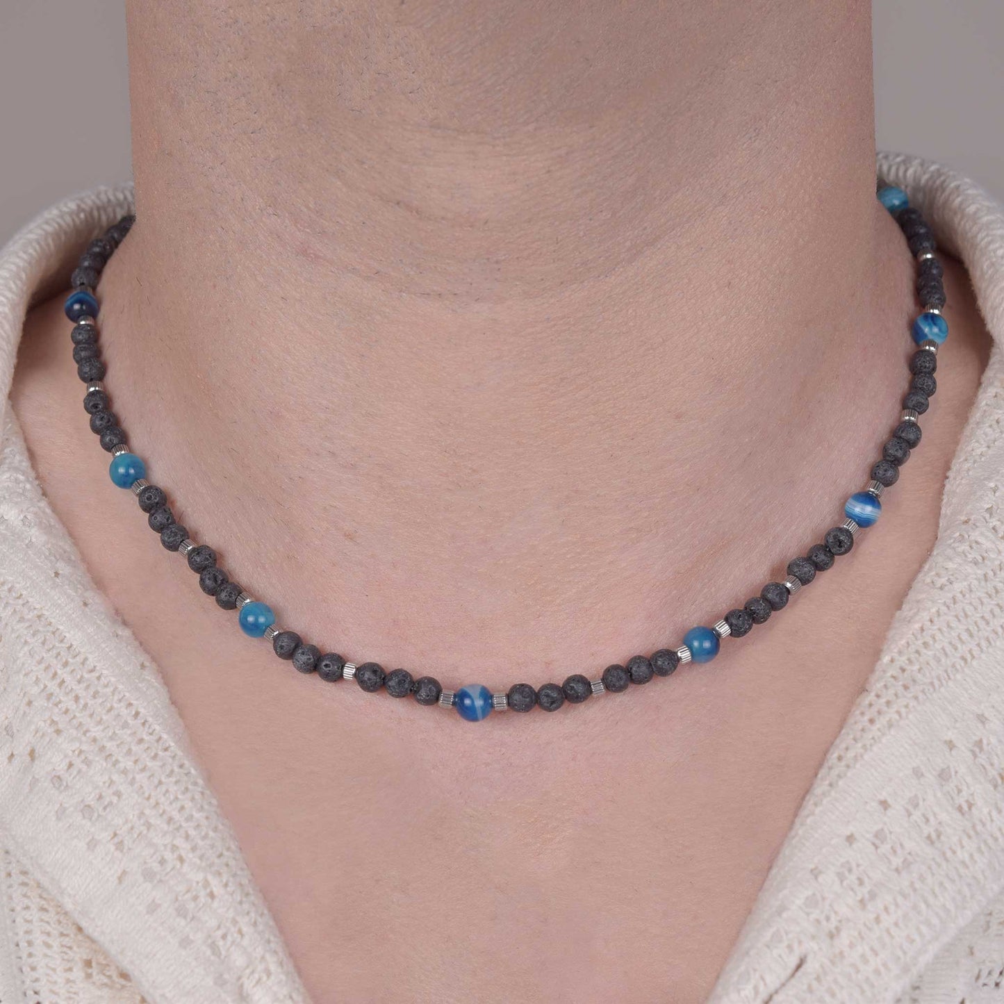 Collana in Pietra Lavica e Agata Blu