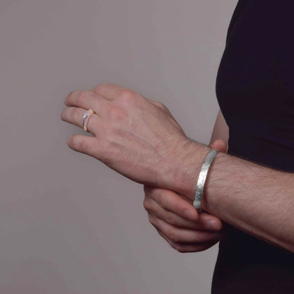 Bracciale Artefact - Light Essential