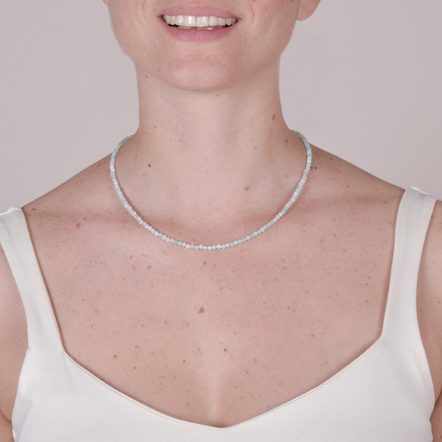 Collana Minimal Girocollo in Amazzonite