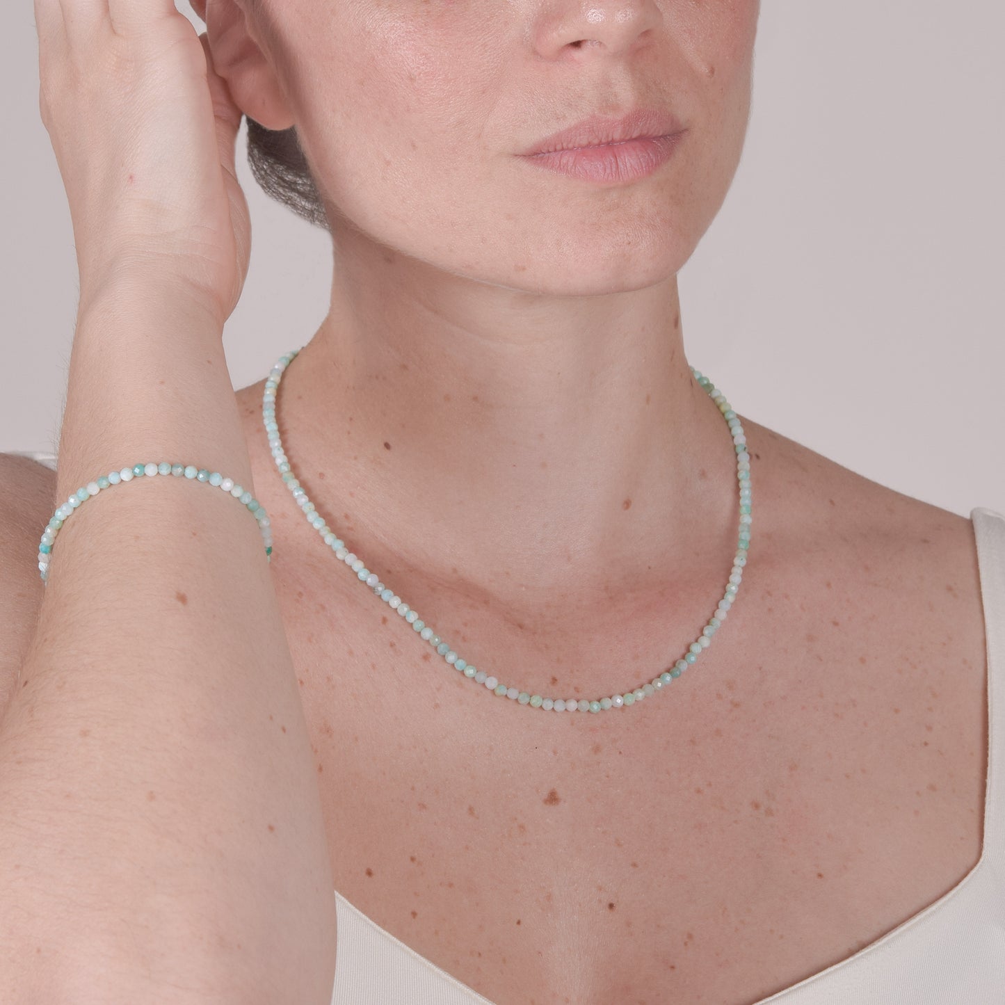 Collana Minimal Girocollo in Amazzonite