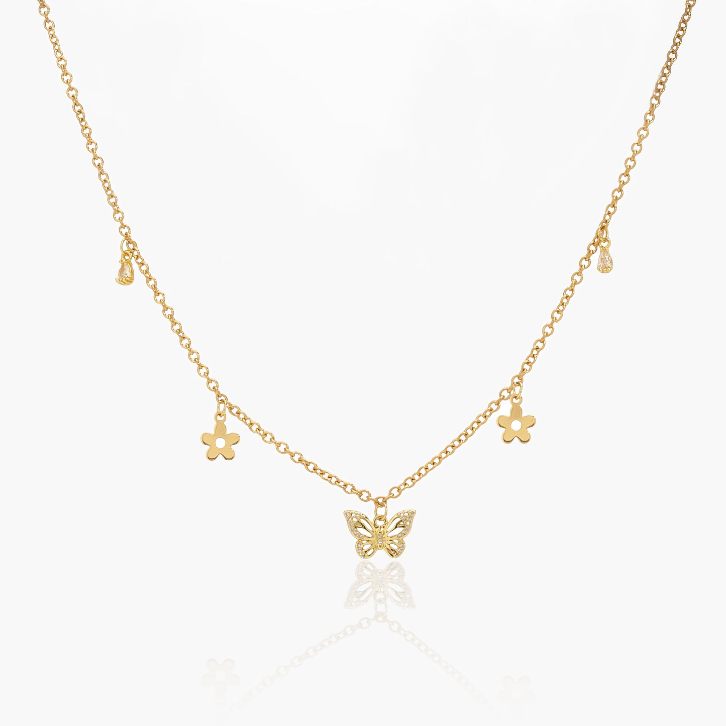 Collana  Placcata Oro 18K con Pendente Farfalla e Charms Cuori