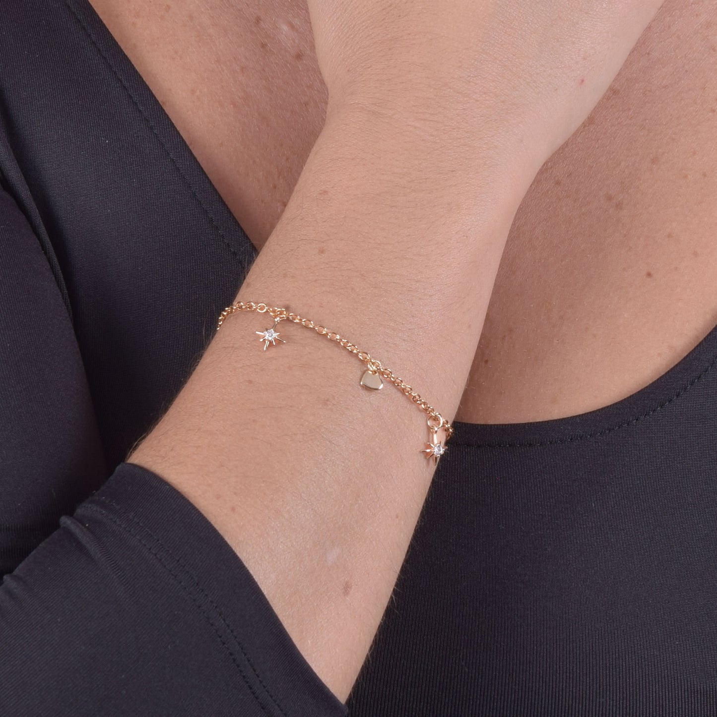 Bracciale Placcato Oro 18k con Charms Rosa dei Venti e Cuore