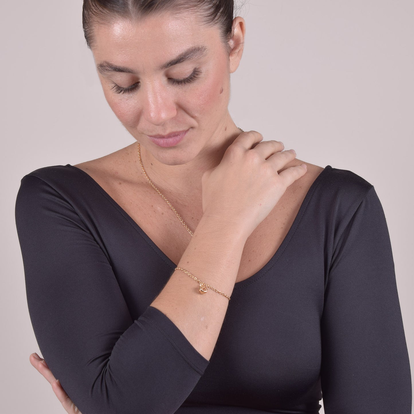 Collana Placcata Oro 18K con Pendente Melograno e Zirconi