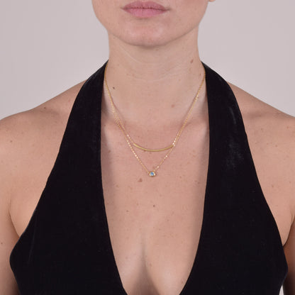 Collana in Argento Sterling 925 Placcato Oro con Pendente Zircone AAA e Dettaglio Geometrico