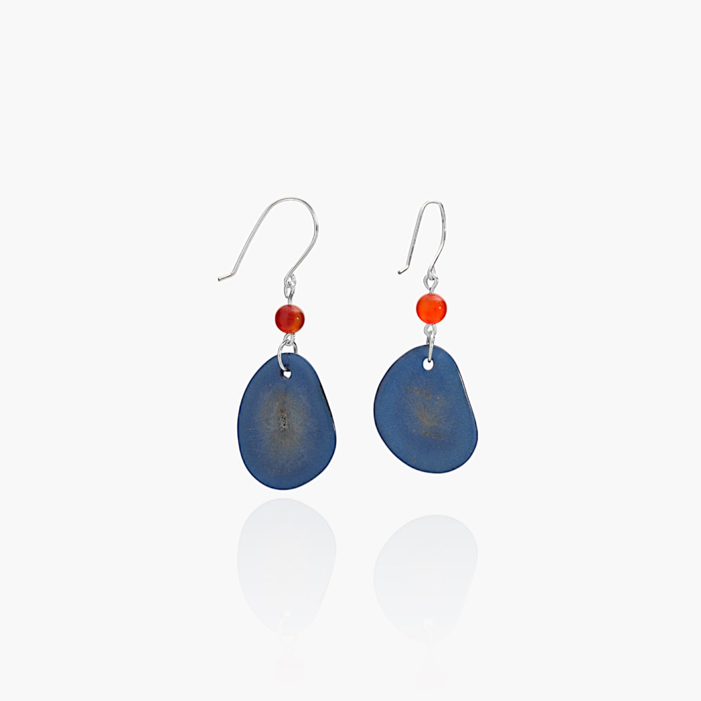 Orecchini in Avorio Vegetale Blu e Agata Rossa